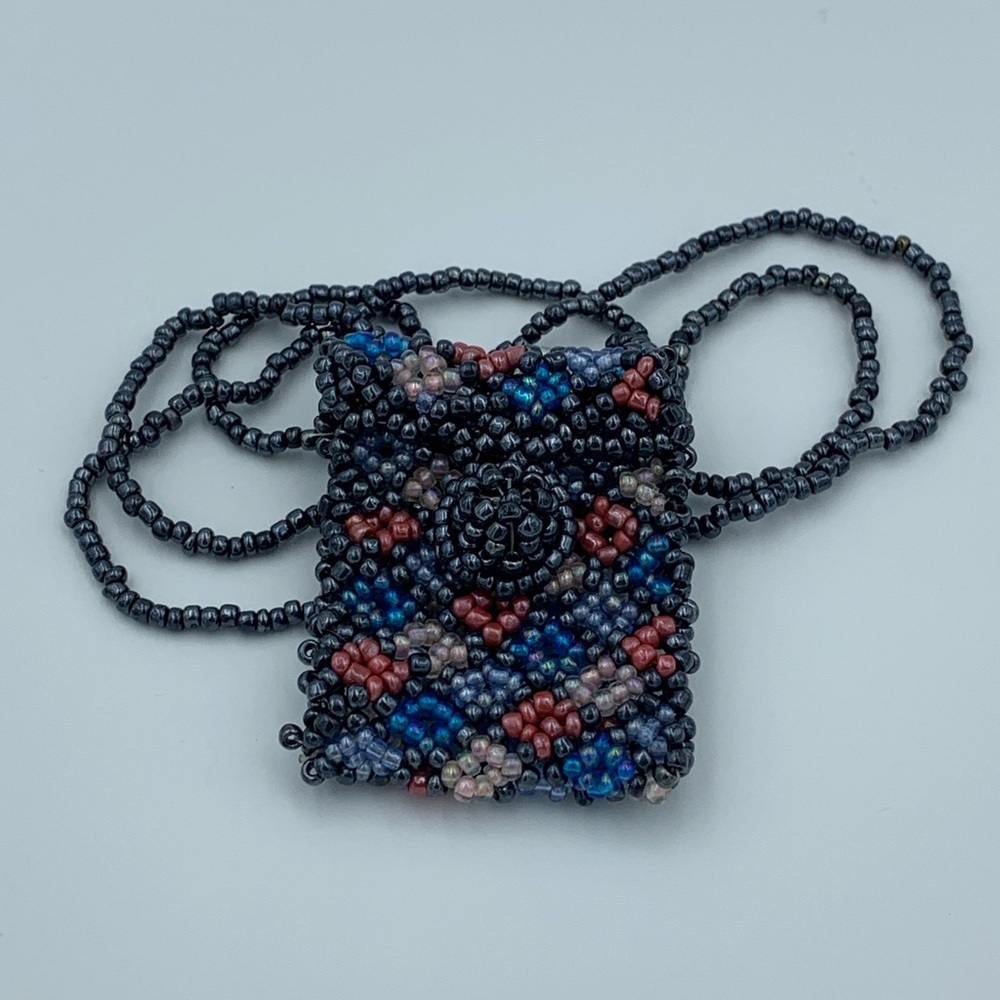 Small beaded bag necklace